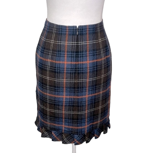 Cabi Ruffled Hem Plaid Skirt - Picture 3 of 6